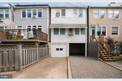 3822 Beecher Street NW, Washington, DC 20007 - Photo 21