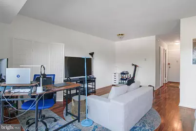 700 7th Street SW #119, Washington, DC 20024 - Photo 5