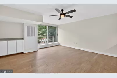 800 4th Street SW #S221, Washington, DC 20024 - Photo 3