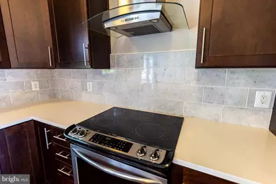 427 Woodcrest Drive SE, Washington, DC 20032 - Photo 5
