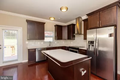 427 Woodcrest Drive SE, Washington, DC 20032 - Photo 3