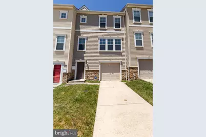 427 Woodcrest Drive SE, Washington, DC 20032 - Photo 1