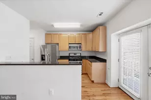 601 Kenyon St NW, Washington, DC 20010 - Photo 9