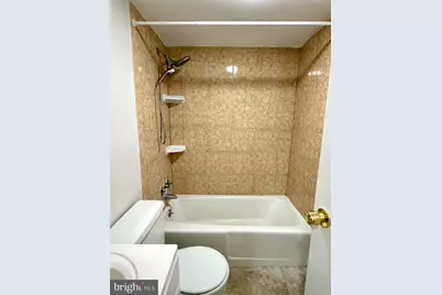 1260 21st Street NW #301, Washington, DC 20036 - Photo 9