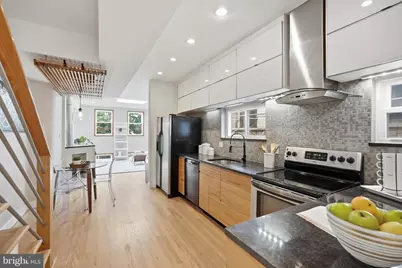 1421 T Street NW #11, Washington, DC 20009 - Photo 5