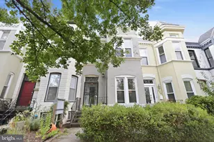 624 9th St NE, Washington, DC 20002 - Photo 1