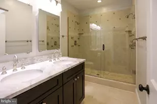 624 9th St NE, Washington, DC 20002 - Photo 7