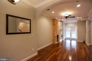624 9th St NE, Washington, DC 20002 - Photo 1