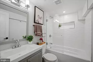 320 Gallatin St NW, Washington, DC 20011 - Photo 35
