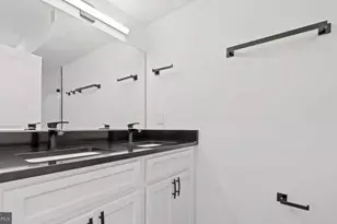 750 19th St NE, Washington, DC 20002 - Photo 7