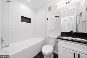 750 19th St NE, Washington, DC 20002 - Photo 11