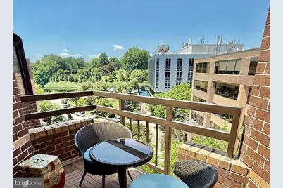 2111 Wisconsin Avenue NW #710, Washington, DC 20007 - Photo 7