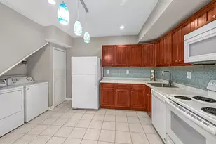 1306 P St NW, Washington, DC 20005 - Photo 7