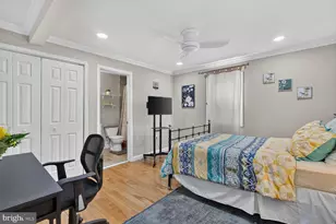 2911 8th St SE, Washington, DC 20032 - Photo 13