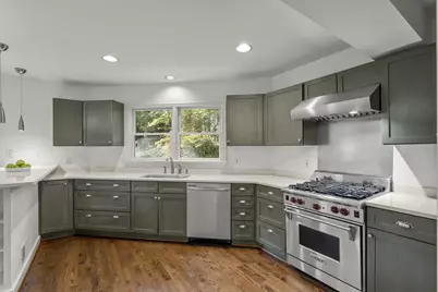 6010 32nd Street NW, Washington, DC 20015 - Photo 11