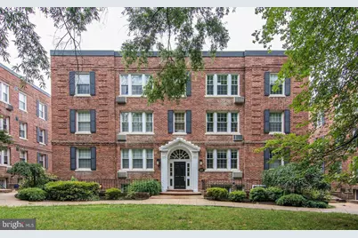 4481 Macarthur Boulevard NW #B2, Washington, DC 20007 - Photo 1