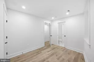 1933 Calvert St NW, Washington, DC 20009 - Photo 67