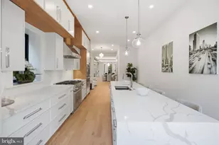 1933 Calvert St NW, Washington, DC 20009 - Photo 29