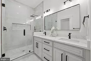 1933 Calvert St NW, Washington, DC 20009 - Photo 41