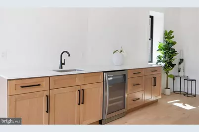 1933 Calvert Street NW, Washington, DC 20009 - Photo 47