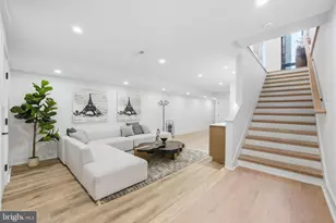 1933 Calvert St NW, Washington, DC 20009 - Photo 61