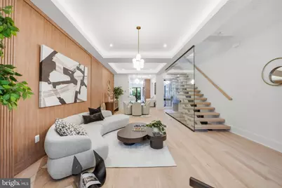 1933 Calvert Street NW, Washington, DC 20009 - Photo 5