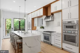 1933 Calvert St NW, Washington, DC 20009 - Photo 23