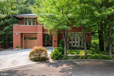 2807 Chesterfield Place NW, Washington, DC 20008 - Photo 27