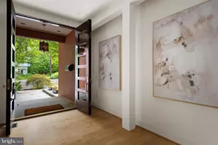 2807 Chesterfield Pl NW, Washington, DC 20008 - Photo 3