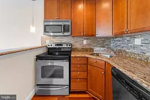 911 Kennedy St NW, Washington, DC 20011 - Photo 9