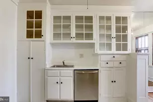 4701 Connecticut Ave NW, Washington, DC 20008 - Photo 7