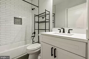 2612 University Pl NW, Washington, DC 20009 - Photo 9
