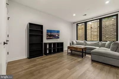 2612 University Place NW #1, Washington, DC 20009 - Photo 3