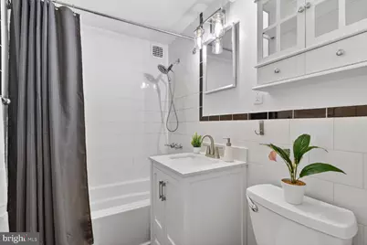3900 Tunlaw Road NW #206, Washington, DC 20007 - Photo 15