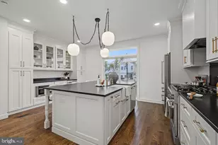 820 Emerson St NW, Washington, DC 20011 - Photo 17