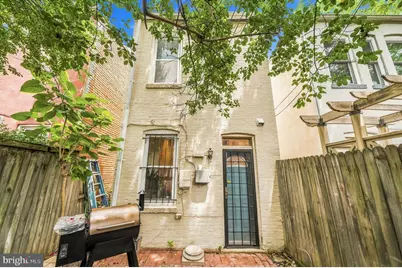 1327 Emerald Street NE, Washington, DC 20002 - Photo 25