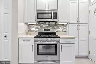 1327 Emerald St NE, Washington, DC 20002 - Photo 9