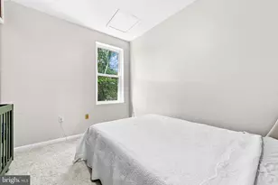 1327 Emerald St NE, Washington, DC 20002 - Photo 17