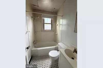 2029 E NE, Washington, DC 20002 - Photo 25