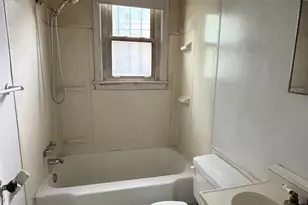 2029 E NE, Washington, DC 20002 - Photo 25