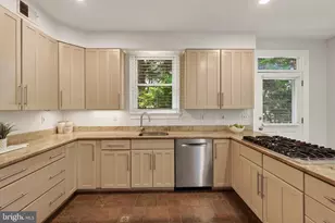 5430 Chevy Chase Parkway Parkway NW, Washington, DC 20015 - Photo 15