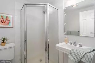 1434 Corcoran St NW, Washington, DC 20009 - Photo 27