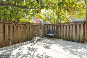 1434 Corcoran St NW, Washington, DC 20009 - Photo 39