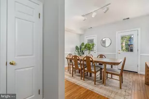 1434 Corcoran St NW, Washington, DC 20009 - Photo 9