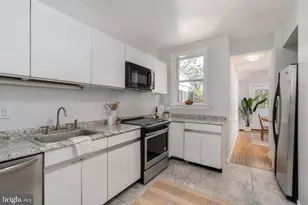 1434 Corcoran St NW, Washington, DC 20009 - Photo 17