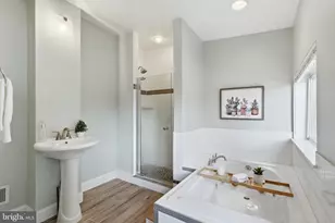 608 Kenyon St NW, Washington, DC 20010 - Photo 17