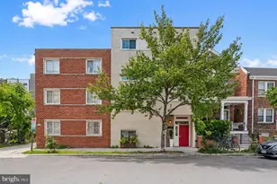 718 Park Rd NW, Washington, DC 20010 - Photo 1