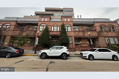 5300 43rd Street NW #201, Washington, DC 20015 - Photo 3