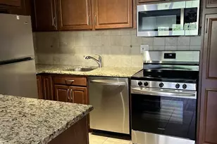 1325 18th St NW, Washington, DC 20036 - Photo 3