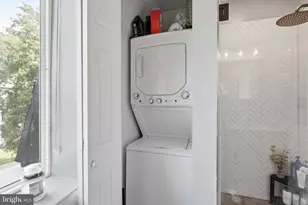 1038 Lamont NW, Washington, DC 20010 - Photo 15